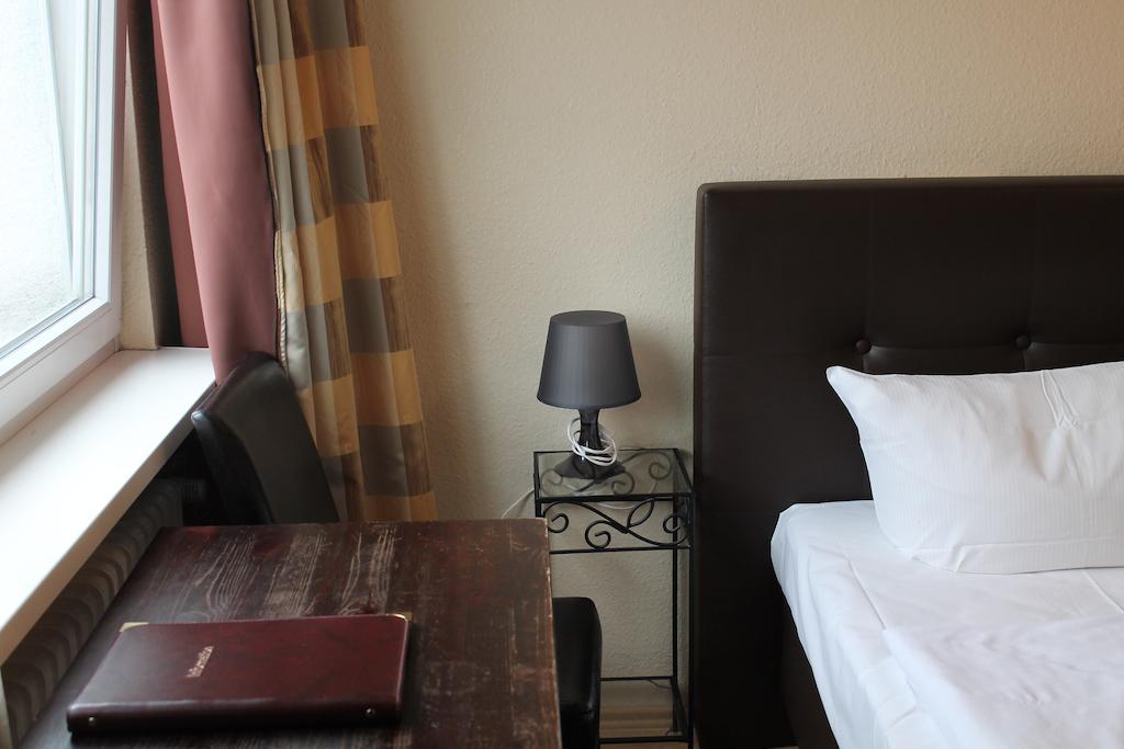 City Hotel Frankfurt Frankfurt am Main Zimmer foto