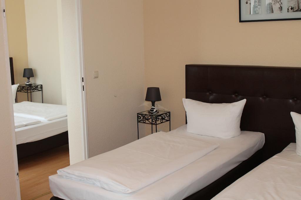 City Hotel Frankfurt Frankfurt am Main Zimmer foto