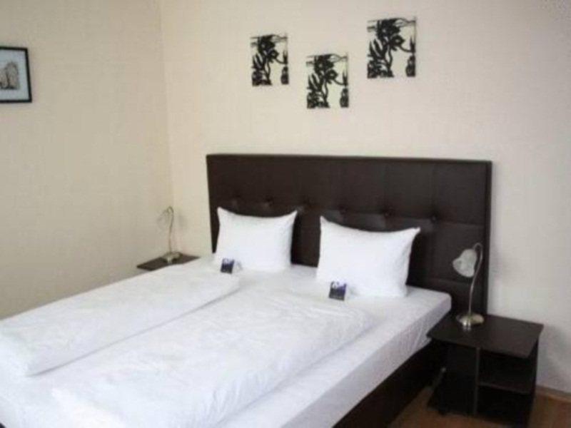 City Hotel Frankfurt Frankfurt am Main Zimmer foto